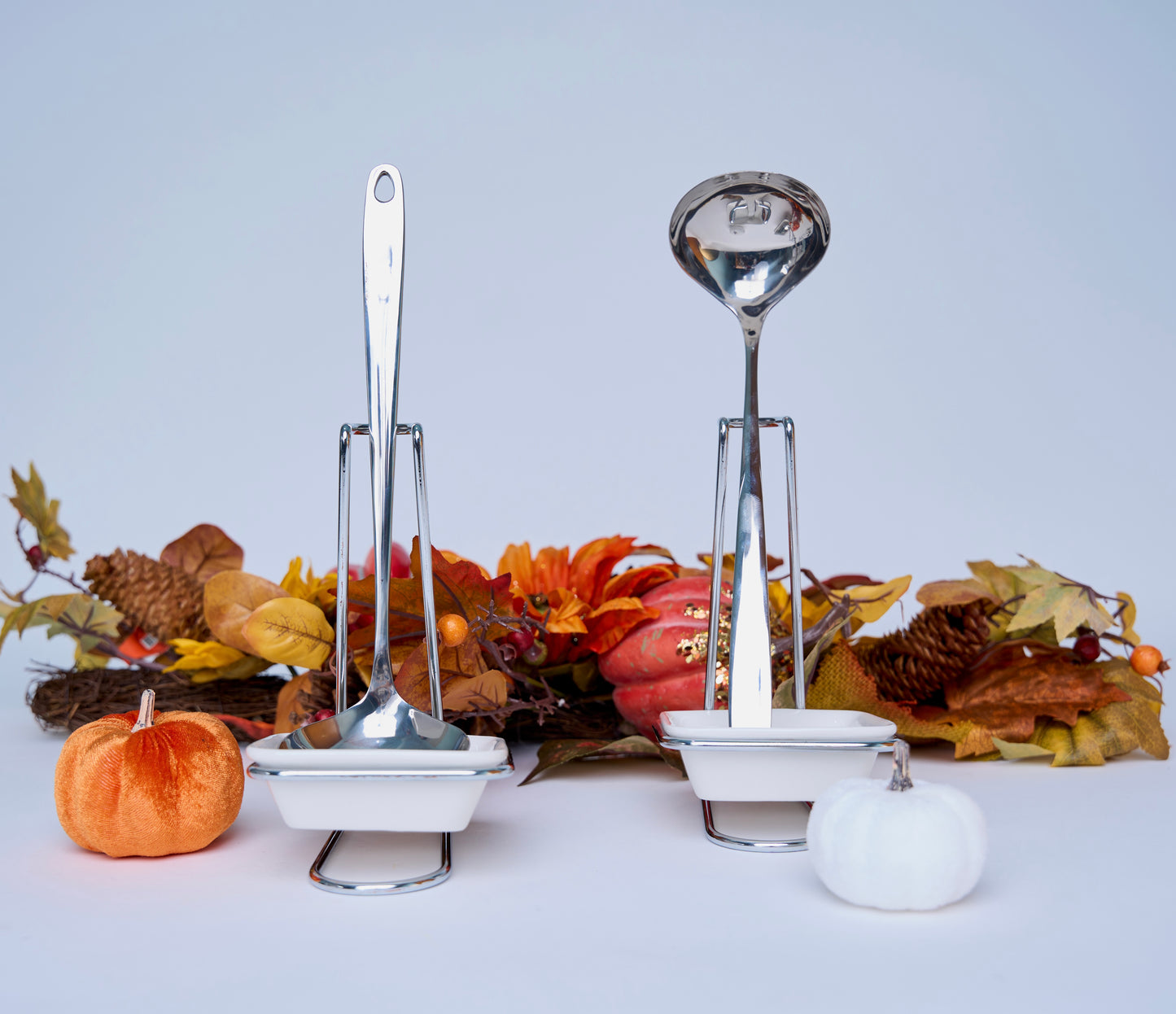 Elegant Serving Spoon with Ceramic Stand – Perfect for Thanksgiving, Christmas, Weddings, and Family Dinners