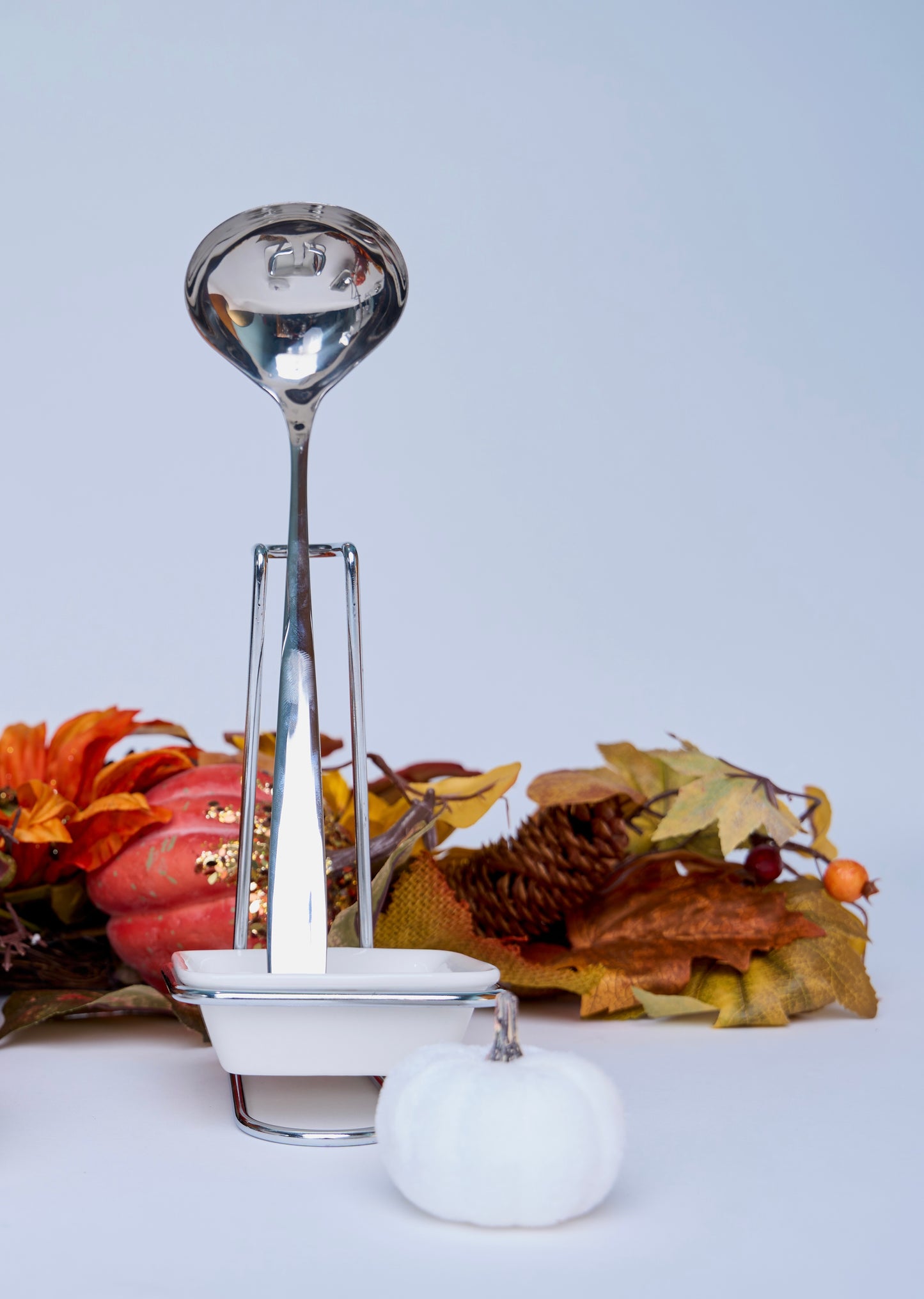 Elegant Serving Spoon with Ceramic Stand – Perfect for Thanksgiving, Christmas, Weddings, and Family Dinners