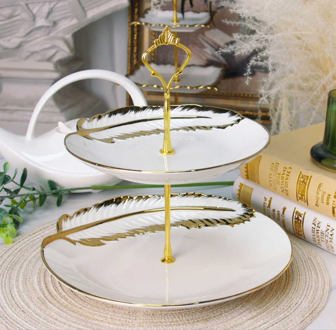 Cake stand